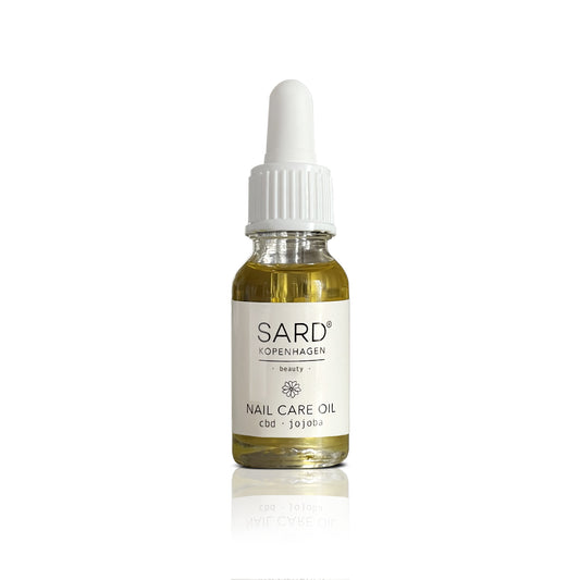 NAIL CARE OIL · almond & jojoba oil 15 ml.