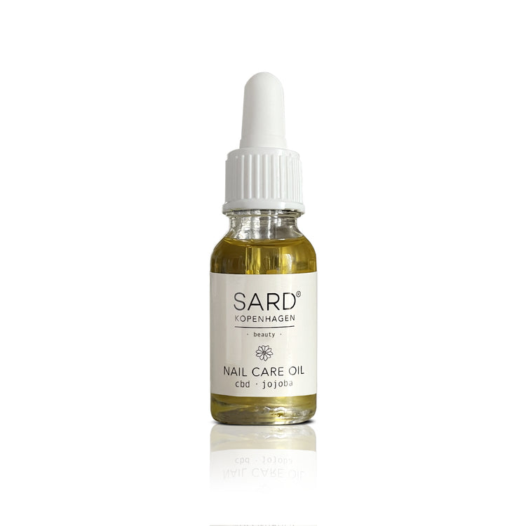 NAIL CARE OIL · almond & jojoba oil 15 ml.